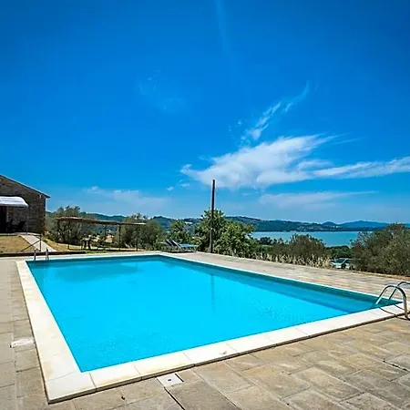 Poloturisticoumbria Rustico Con Piscina Vista Szálloda